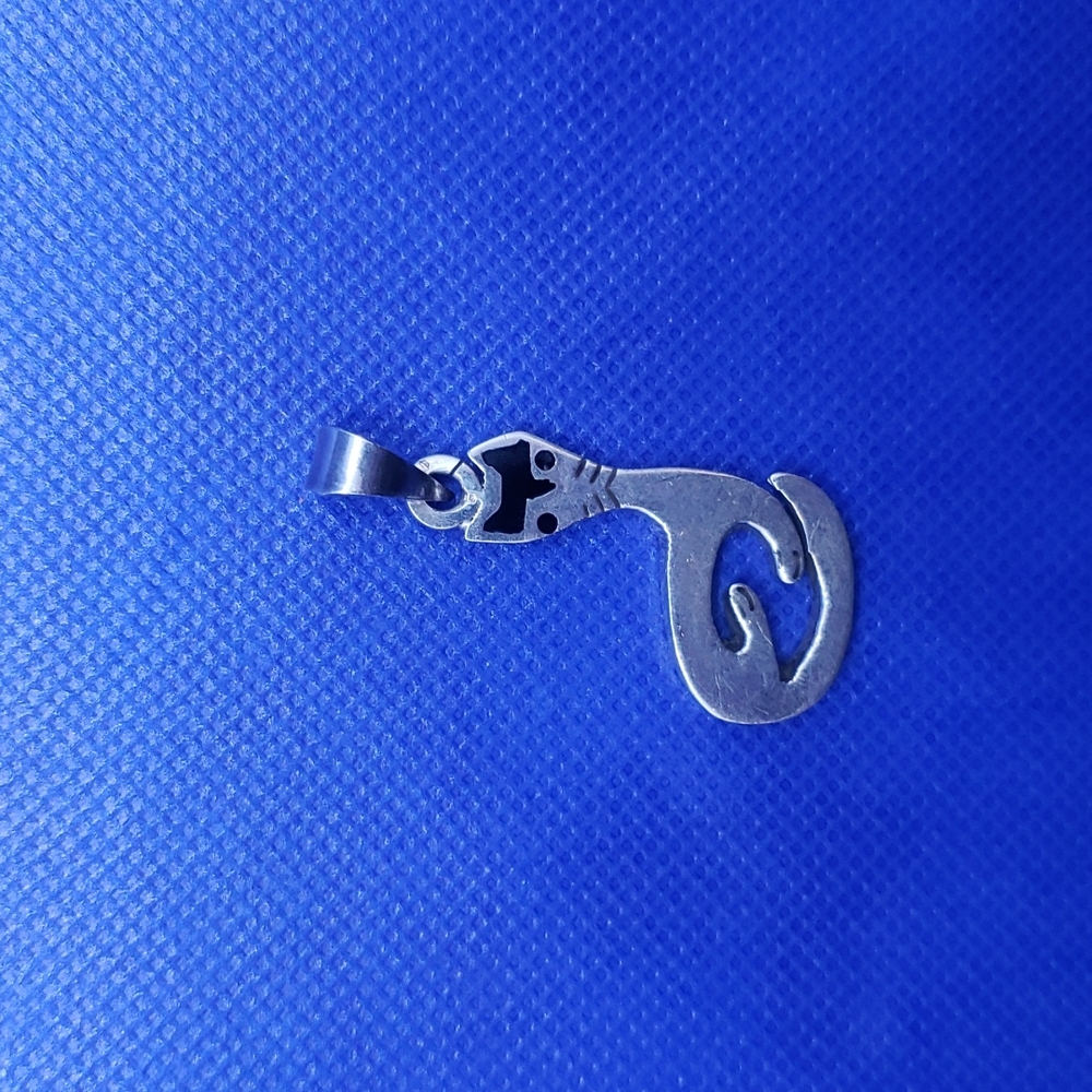 Taxco Silver cat pendant